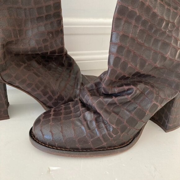 NIB Free People Date Night Elle Bitter Brown Leather Animal Print Block Heels 39 - Picture 5 of 12